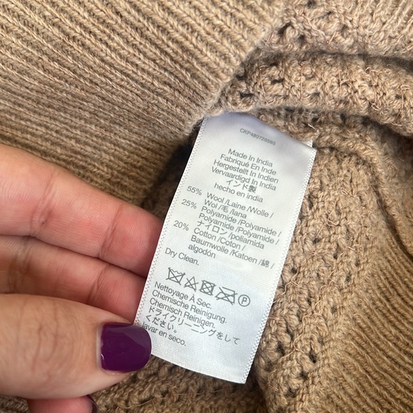 Madewell Sequin-Embellished Sweater Vest - Picture 11 of 16